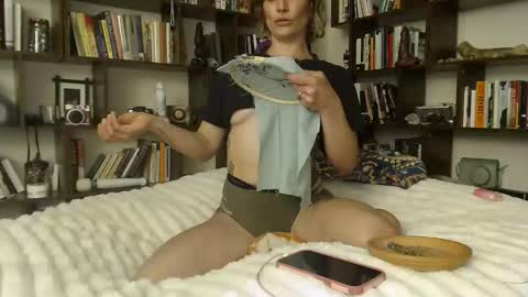 Shyla syn1 online show from May 12, 8:22 am