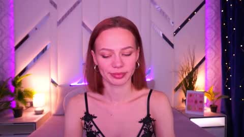 shyysiren online show from February 19, 6:18 pm