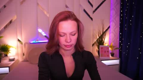 shyysiren online show from March 3, 4:24 pm