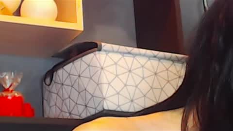 Siaconna online show from January 27, 5:47 am