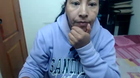 sara online show from January 24, 7:39 pm