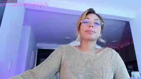 Snapshot of sickfairyx chatting on October 13, 7:33 am Mich online show from October 13, 7:33 am