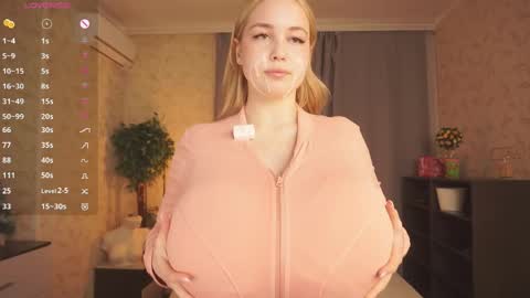 Elizabeth online show from April 19, 4:29 pm