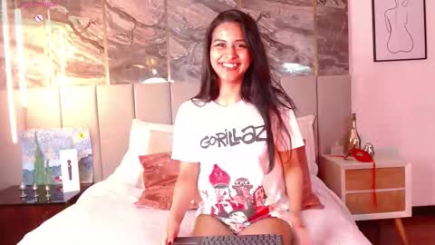 Sienna Blake online show from March 5, 7:53 pm