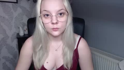 Sienna online show from January 13, 6:38 am