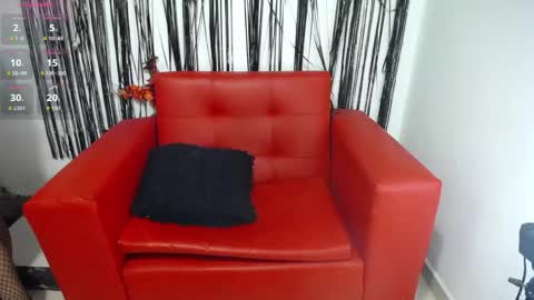 Sienna online show from April 25, 11:57 am