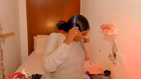 sierra_violet online show from July 4, 7:32 pm