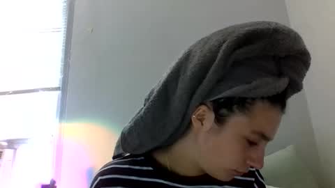 sierranovaa online show from April 22, 9:01 pm