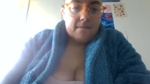 Sierra Swan online show from July 16, 4:11 pm