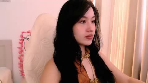 silk_ann online show from June 12, 7:27 am
