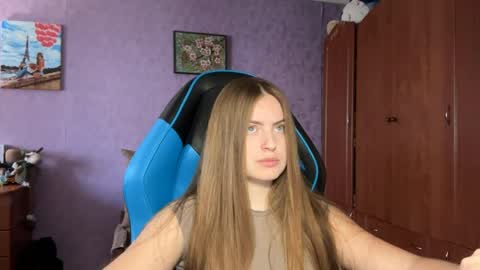 Erica online show from April 15, 10:38 am