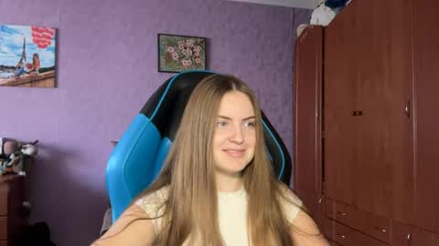 Erica online show from April 17, 7:54 am