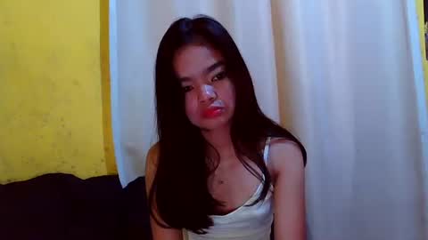 silkykitten_ online show from March 29, 3:27 am