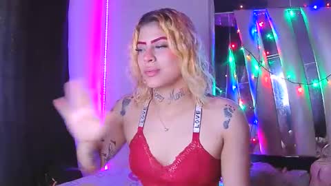 Elektra chair online show from March 8, 8:13 pm