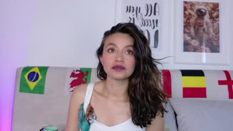 simone_feral online show from July 3, 12:11 pm