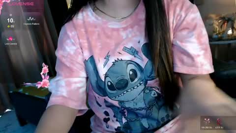 Adrianna Fowler online show from May 8, 3:10 am