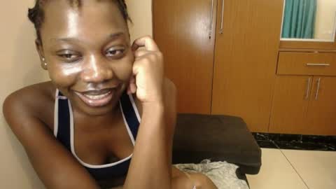 Elsy online show from April 18, 7:07 pm