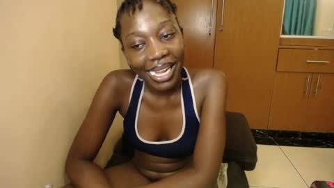 Elsy online show from April 18, 7:58 pm