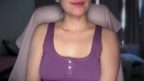 Snapshot of sindrastone chatting on October 20, 5:49 pm Sindra online show from October 20, 5:49 pm