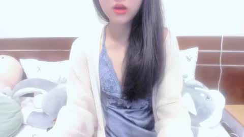 julila online show from December 16, 3:23 am