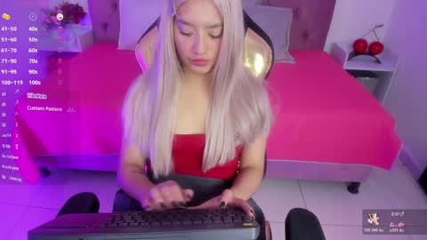 skay_wish online show from April 1, 1:41 pm