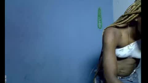 Linda independent model online show from March 31, 7:58 pm