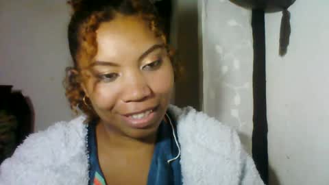 skybleu2 online show from July 7, 7:38 pm