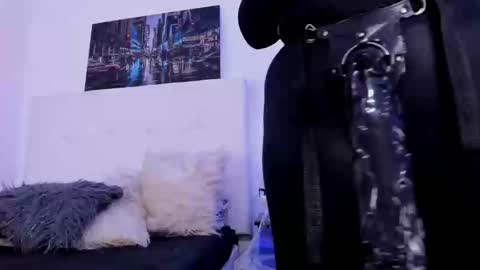 skydarkblue online show from January 15, 12:41 am