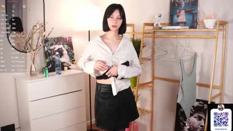 Snapshot of skyemcguire chatting on October 11, 7:02 am Melissa online show from October 11, 7:02 am