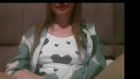 Sladkiegubki online show from September 20, 10:41 pm