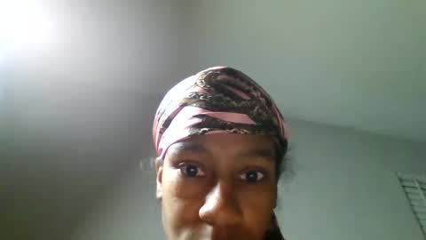 slimmmgooodiexoxo online show from December 18, 11:56 am