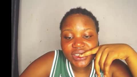 Jemila online show from November 28, 1:19 am