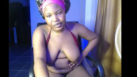 Jemila online show from December 7, 8:05 pm