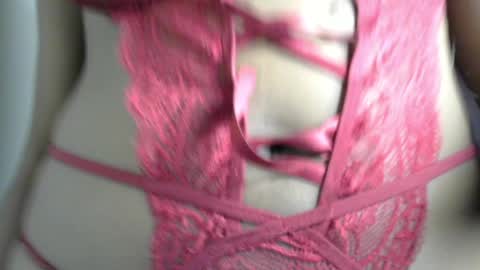 sluttx_choco online show from April 3, 9:24 pm