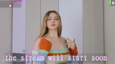 Snapshot of small_blondee chatting on January 30, 2:15 pm Emily online show from January 30, 2:15 pm
