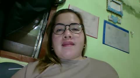 Lovewella online show from March 27, 2:40 pm