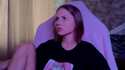 Emma online show from June 9, 2:38 pm