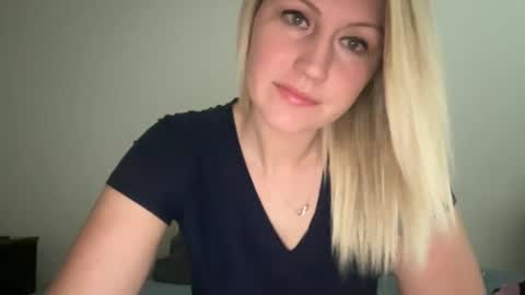 Snapshot of smexxii93 chatting on January 29, 5:35 pm smexxii93 online show from January 29, 5:35 pm