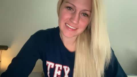 smexxii93 online show from December 18, 6:01 pm