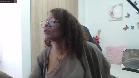 Smileth online show from February 24, 11:41 am