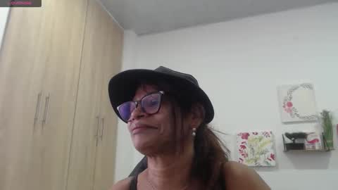 Smileth online show from November 8, 2:55 pm