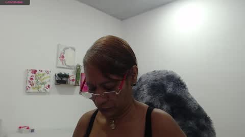 Smileth online show from October 1, 1:05 pm