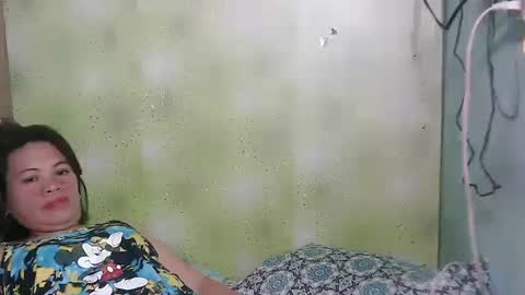 smilinglady27 online show from December 12, 10:34 am