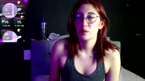 IG     OF red moonn online show from January 7, 5:33 am