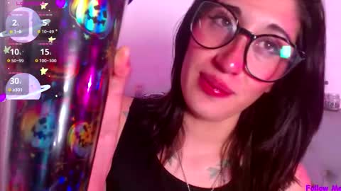 Snapshot of snow_baall chatting on October 16, 7:33 am IG OF red moonn online show from October 16, 7:33 am