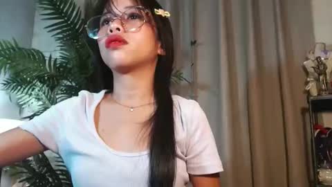 snowballkyut online show from May 26, 6:24 am