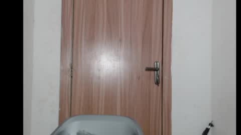 snowdrop5 online show from November 23, 8:21 pm