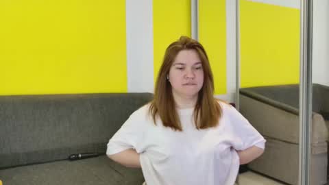 snowflakec online show from March 24, 8:58 pm