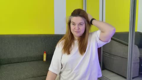 snowflakec online show from February 8, 10:01 pm