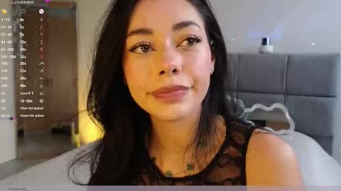 IG Soffimoon   I THANK YOU FOR LEAVING YOUR FOLLOW online show from February 10, 8:34 pm